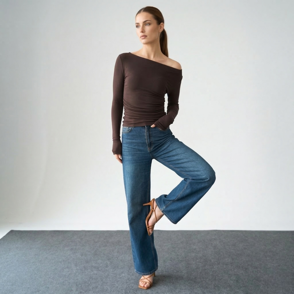 Long-sleeve off-shoulder top.