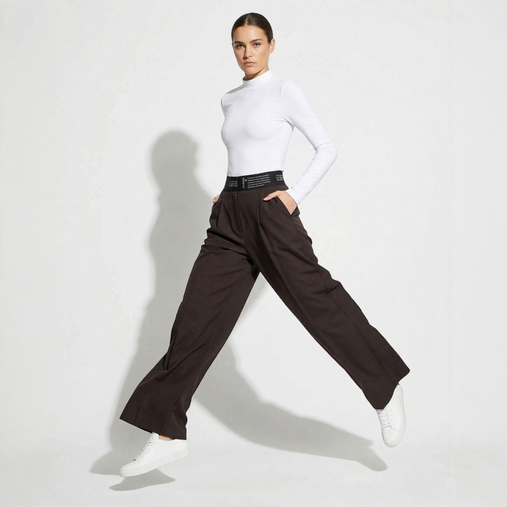 Wide-leg pants with elastic waistband