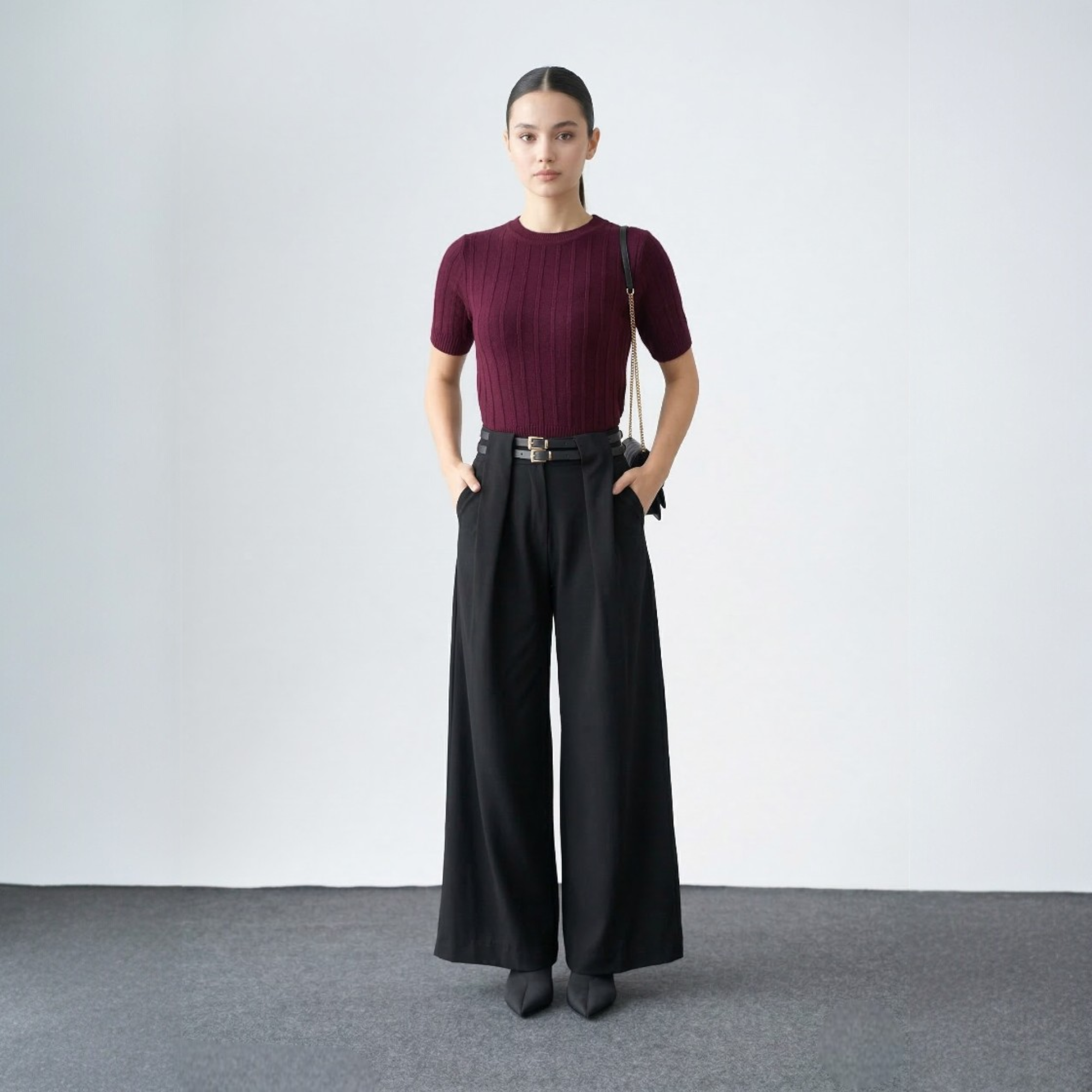 Wide-leg high-waisted pants with belt