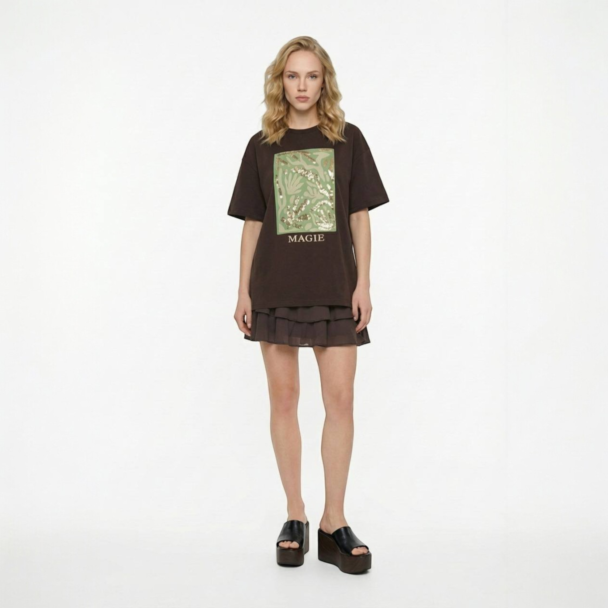 Printed short-sleeve T-shirt with round neck