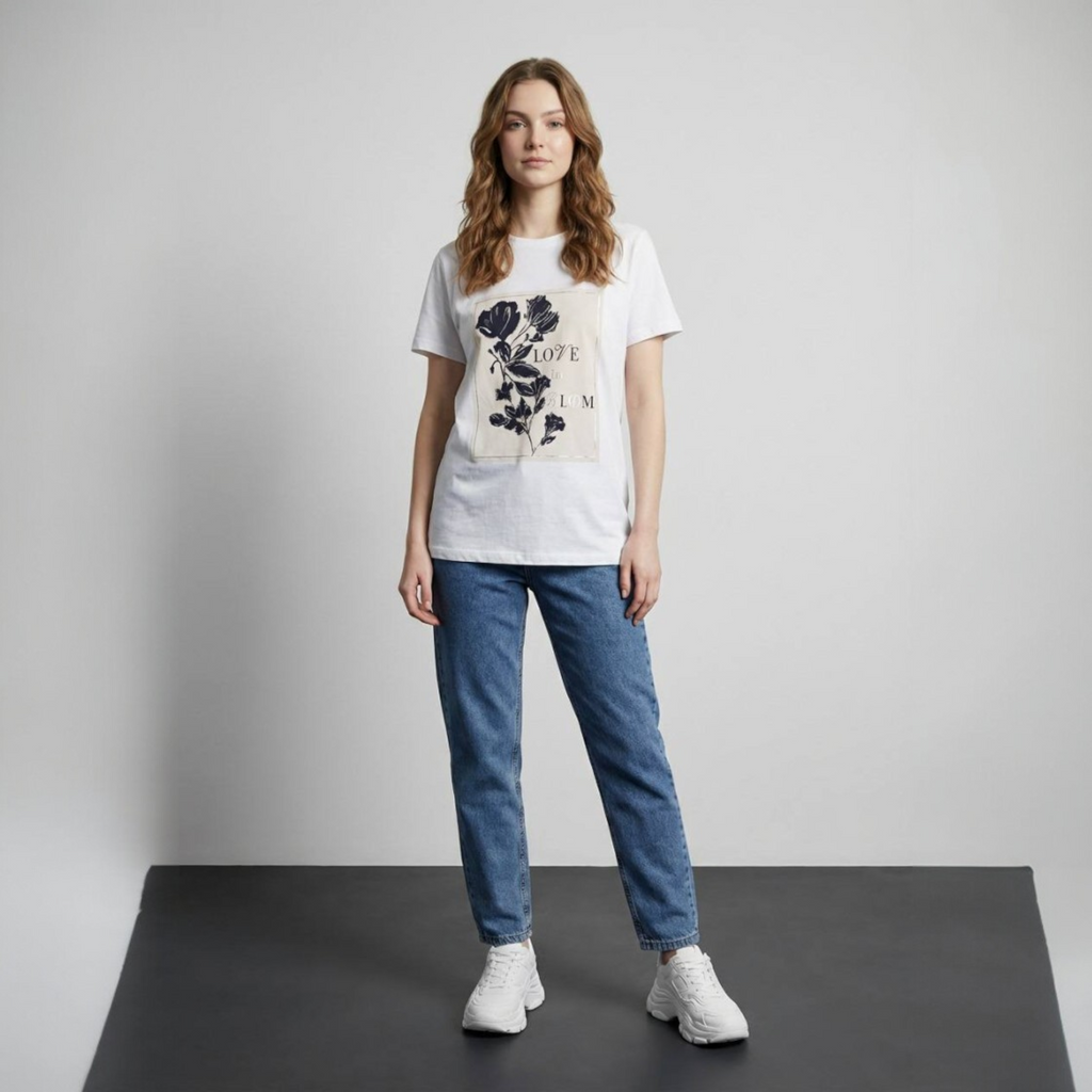 Printed short-sleeve T-shirt with round neck